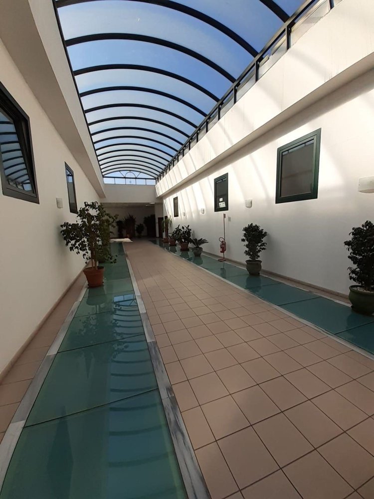 Gewerbliche Immobilie in Marcianise, Italy 80m², Nr. 255391