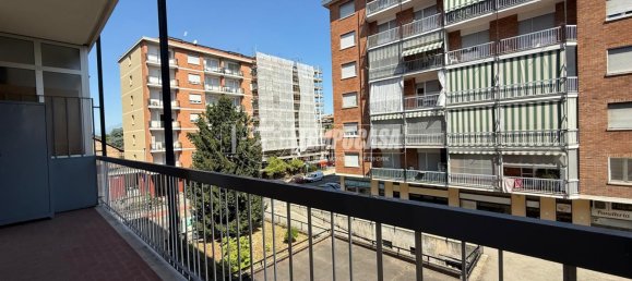 3 rooms Apartment in Grugliasco, Italy No. 266242 8