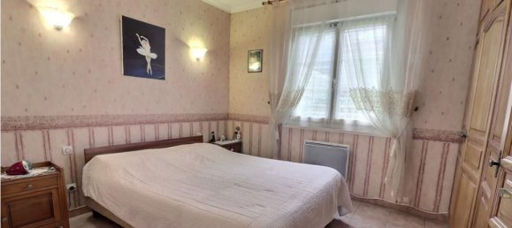 2 bedrooms House in Meru, France No. 67955 5