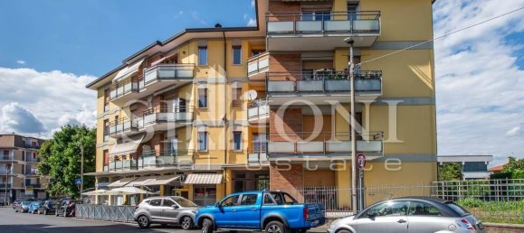 1 bedroom Apartment in Varese, Italy No. 280702 5