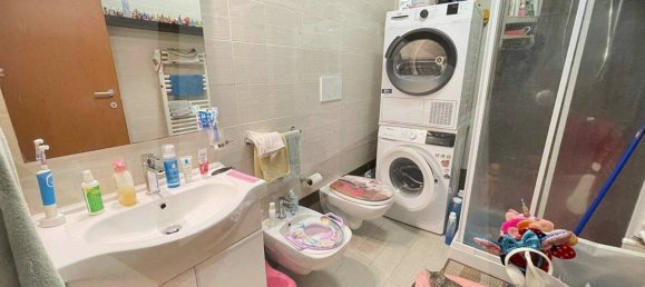 Apartamento de 2 habitaciónes en Bari, Italy No. 29807 8