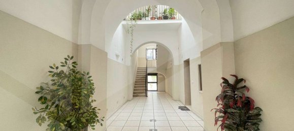 Apartamento de 2 habitaciónes en Bari, Italy No. 29807 11
