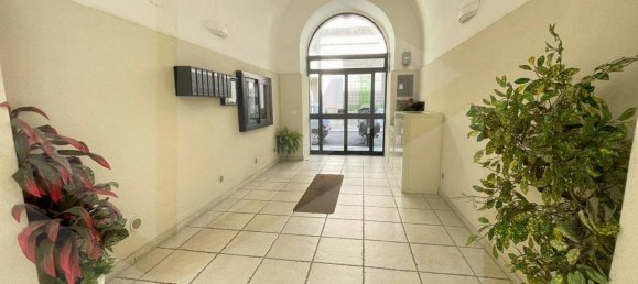 Apartamento de 2 habitaciónes en Bari, Italy No. 29807 4