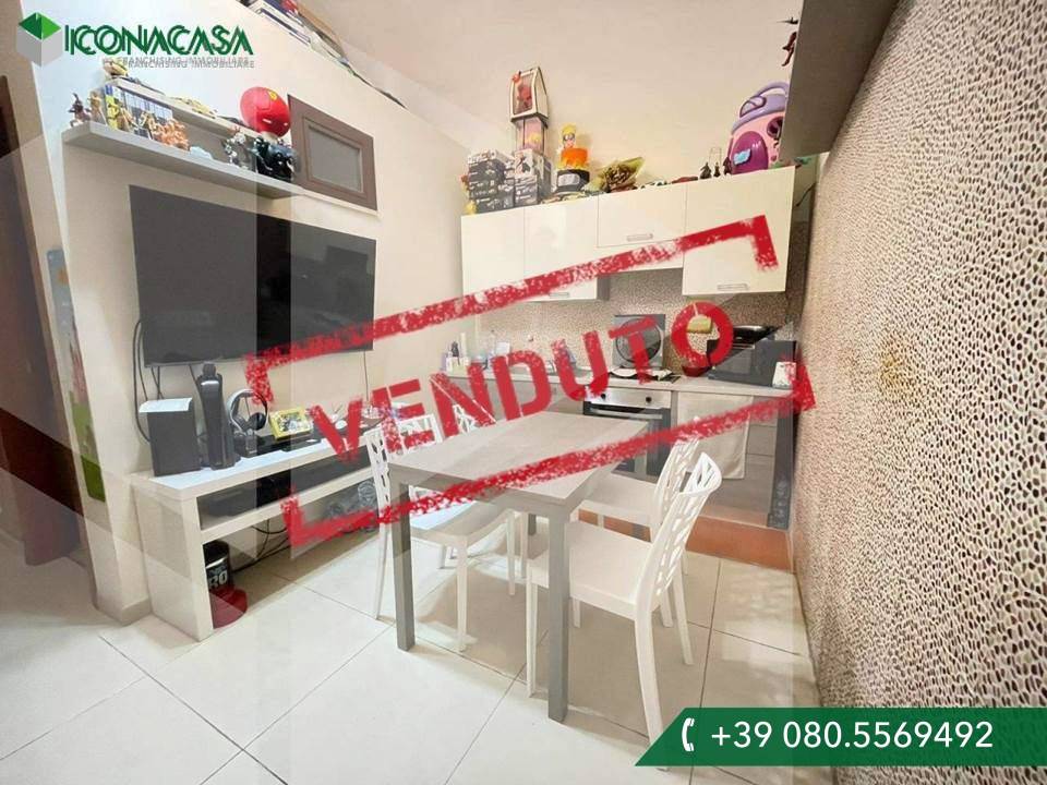 Apartamento de 2 habitaciónes en Bari, Italy No. 29807
