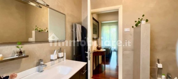 Casa de 3 dormitorios en Volongo, Italy No. 207873 13