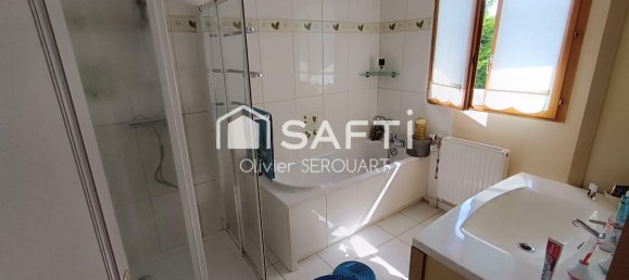 Casa de 3 dormitorios en Saint-Quentin, France No. 349065 7