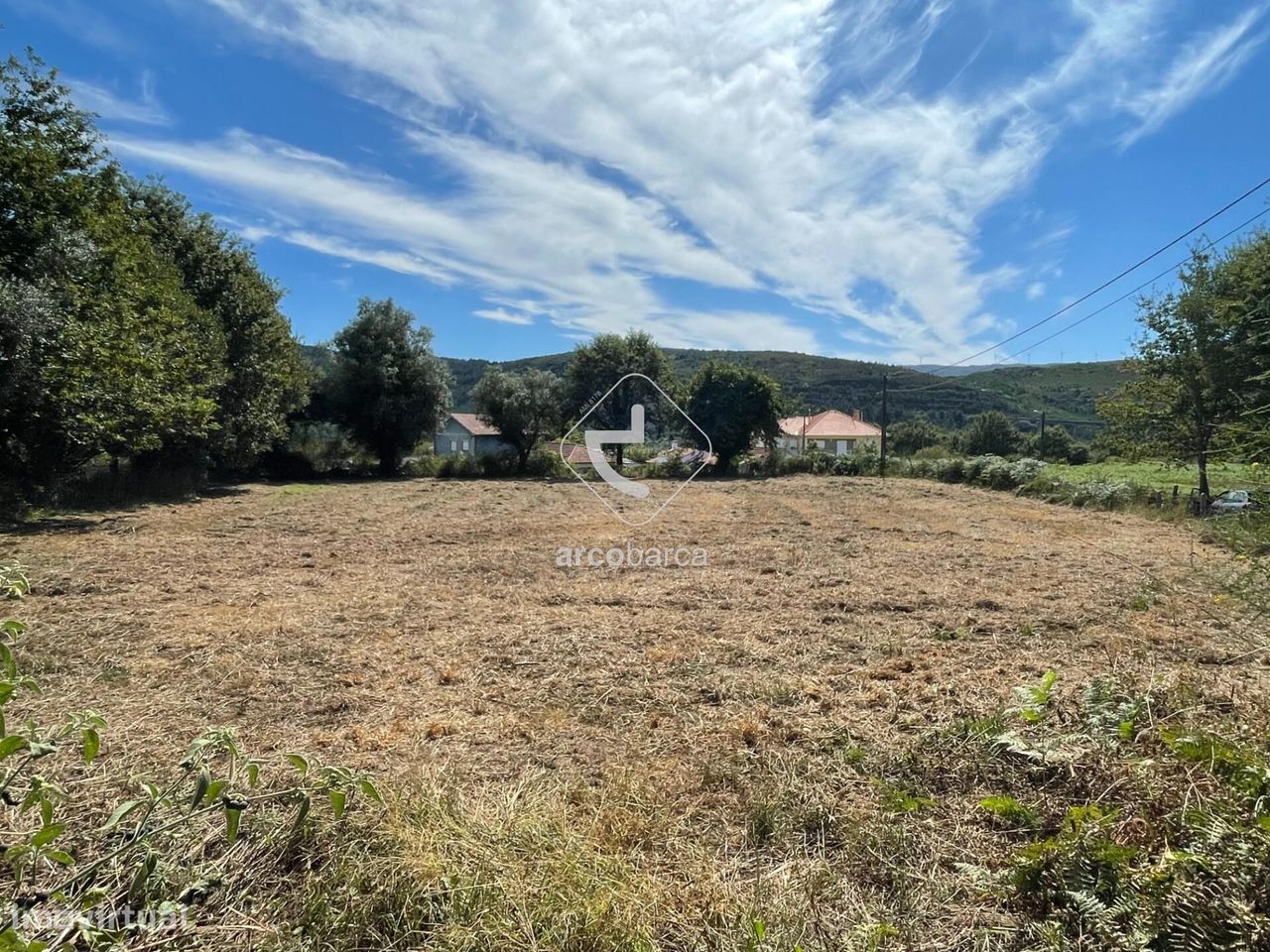  قطعة أرض في Paredes de Coura, Portugal 1200متر مربع رقم 211878