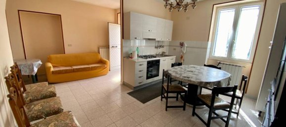 3غرفة منزل في Taurasi, Italy رقم 151076 9