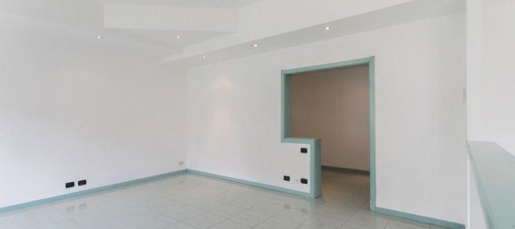 Apartamento de 3 habitaciónes en Urgnano, Italy No. 263193 3