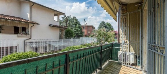 Apartamento de 3 habitaciónes en Urgnano, Italy No. 263193 10