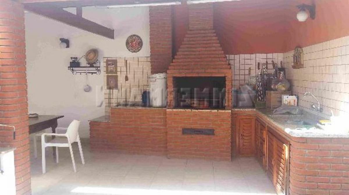 Дом с 3 спальнями в Сан-Паулу, Бразилия № 529744