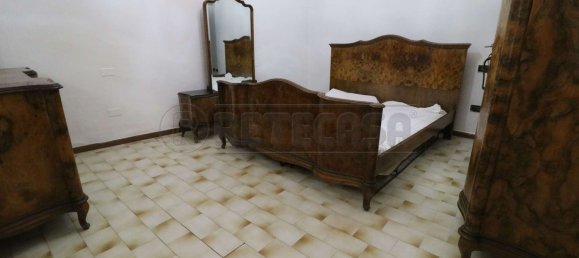 Apartamento de 3 divisões em Bondeno, Italy N.º 301899 6