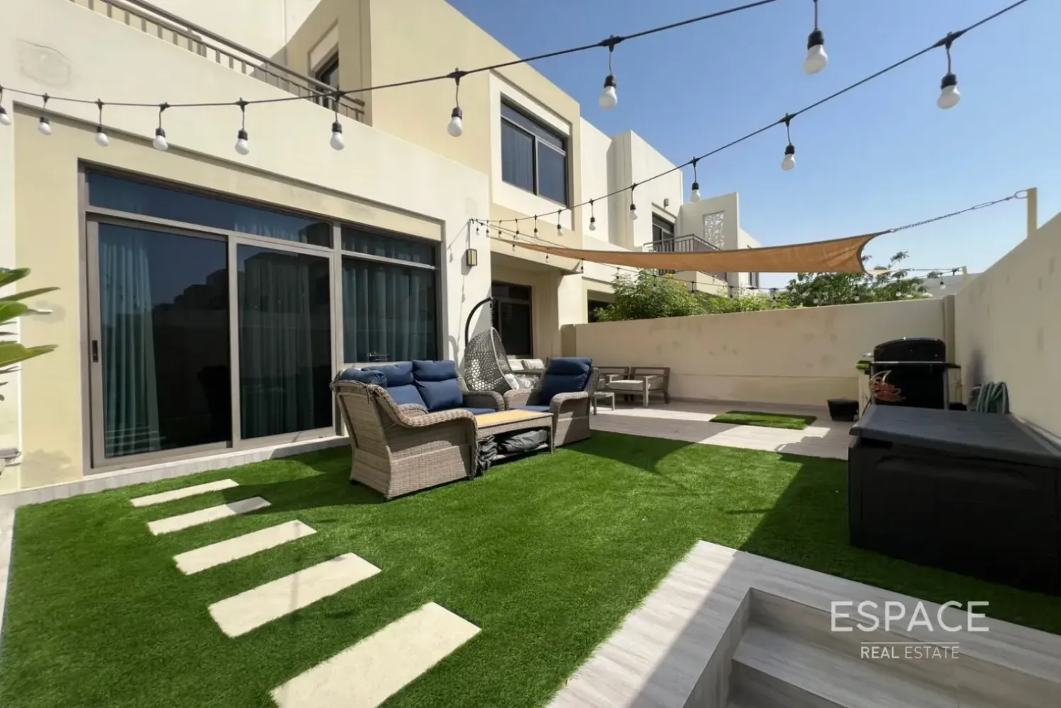4 Schlafzimmer Stadthaus in Dubai, UAE, Nr. 209195