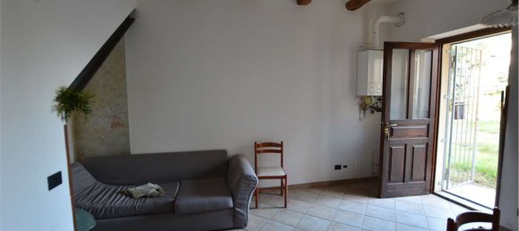 2 rooms House in Miradolo Terme, Italy No. 11212 7