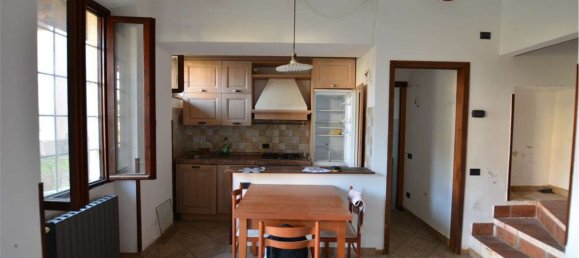 2 rooms House in Miradolo Terme, Italy No. 11212 3