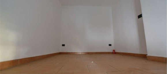 2 rooms House in Miradolo Terme, Italy No. 11212 17