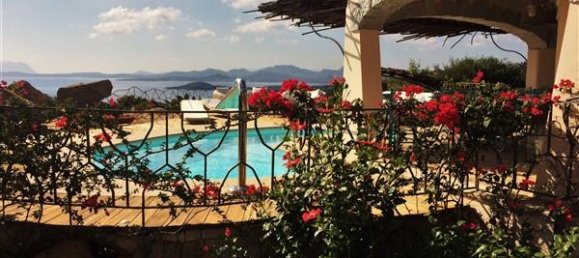 6-salle Villa à Arzachena, Italy No. 236910 2