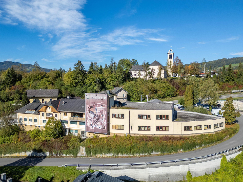 Propriété commerciale à Scharnstein, Austria 2220m² No. 126505
