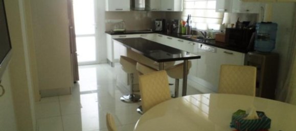 5 bedrooms Villa in Limassol, Cyprus No. 12629 4