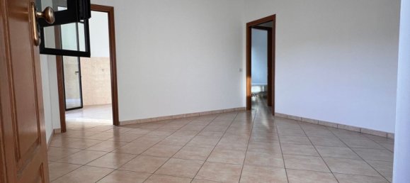 Квартира с 4 комнатами в Латерина Перджине Вальдарно, Италия № 89080 2