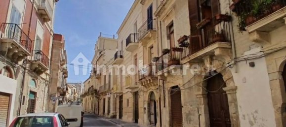 5 rooms Apartment in Syracuse, Italy No. 243886 4