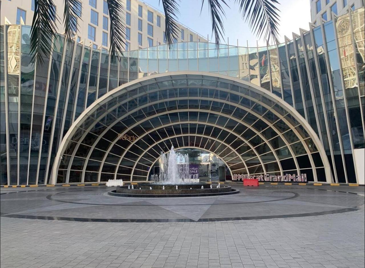 1 bedroom Apartment in Al Ghubra, Oman No. 1206