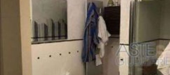 5-salle Appartement à Bari, Italy No. 98952 4