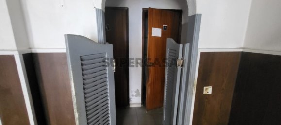 65m² Commercial property in Sesimbra, Portugal No. 160898 7