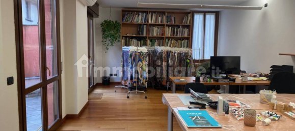 5-Zimmer Büro in Como, Italy, Nr. 11953 2