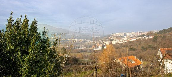 2 bedrooms House in Vila Real, Portugal No. 22994 16