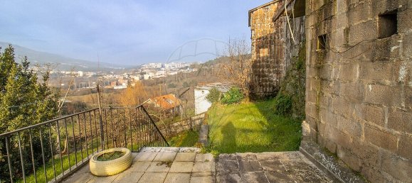2 bedrooms House in Vila Real, Portugal No. 22994 14