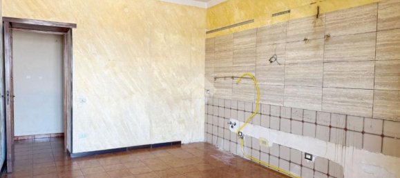 3 rooms Apartment in Sant'Anastasia, Italy No. 154024 9