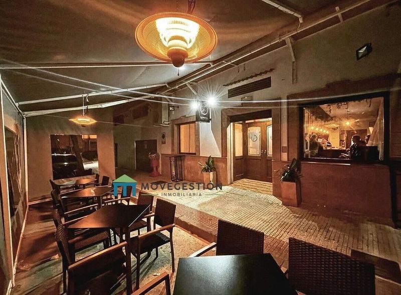 Propriété commerciale à Cadiz, Spain 120m² No. 222024