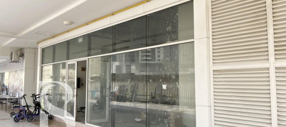 Tienda en Business Bay, UAE 445.4 m² No. 15156 11