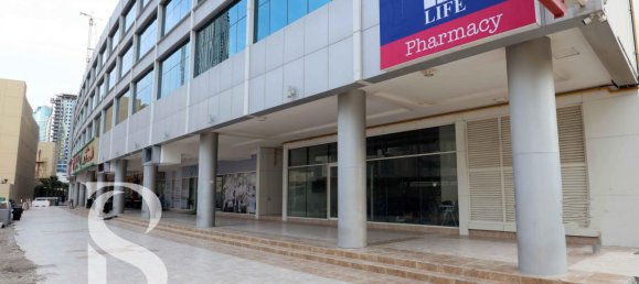 Tienda en Business Bay, UAE 445.4 m² No. 15156 7