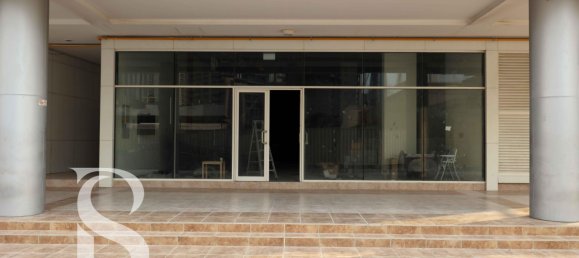 Tienda en Business Bay, UAE 445.4 m² No. 15156 6