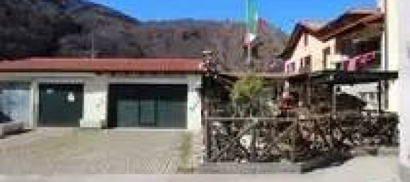 3غرفة شقة في Cannobio, Italy رقم 127591 6