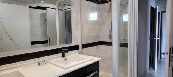 3 Schlafzimmer Wohnung in Lyon, France, Nr. 330462 5