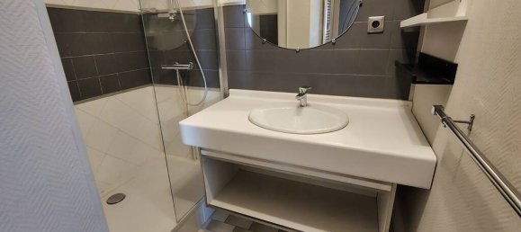 3 Schlafzimmer Wohnung in Lyon, France, Nr. 330462 3