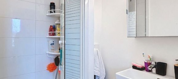 Estudio en Evry, France No. 167616 4