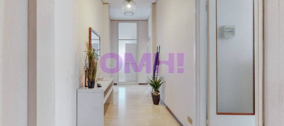 4-salle Appartement à Gallarate, Italy No. 341517 2