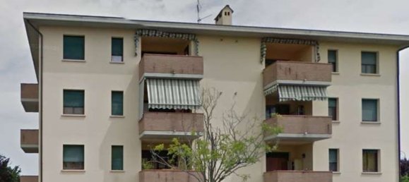 5 bedrooms Apartment in Reggio Emilia, Italy No. 313065 4