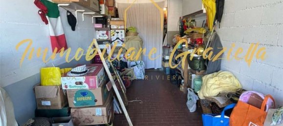 Apartamento de 3 habitaciónes en Vallecrosia, Italy No. 16677 8