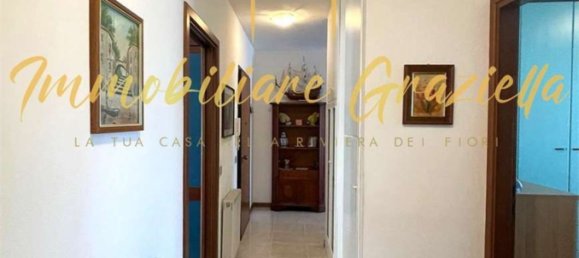 Apartamento de 3 habitaciónes en Vallecrosia, Italy No. 16677 26