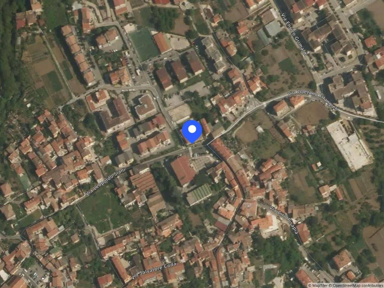 Apartamento de 7 dormitorios en Cava de' Tirreni, Italy No. 225050