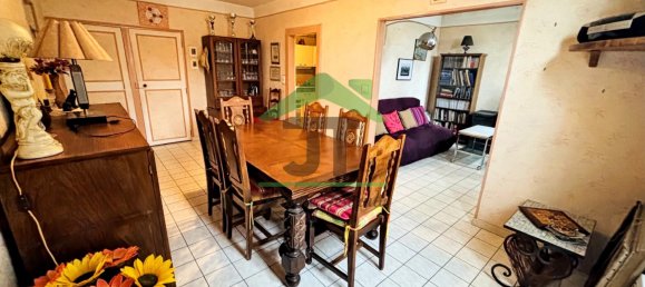 3 bedrooms House in Droue, France No. 215771 3