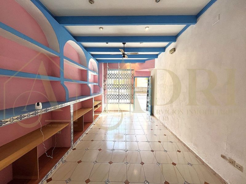 Коммерческая недвижимость с 1 спальней в Малага, Испания № 226275