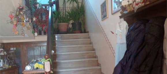 14 rooms Apartment in Salzano, Italy No. 56638 2