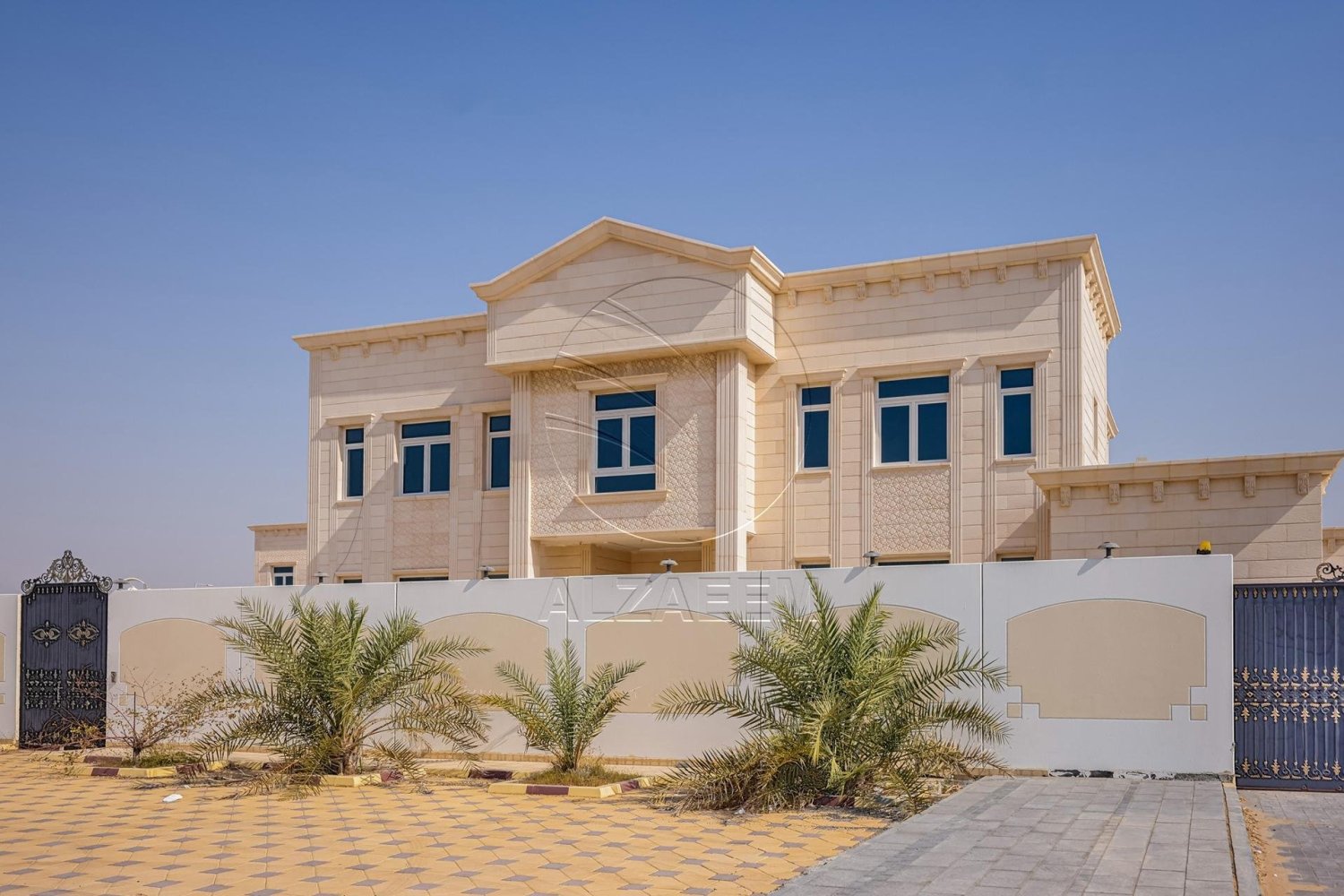 4 bedrooms Villa in Abu Dhabi, UAE No. 29720