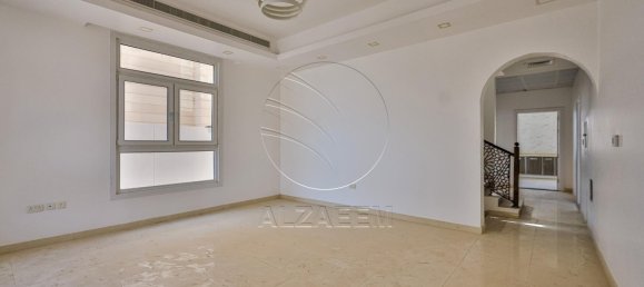 4 bedrooms Villa in Abu Dhabi, UAE No. 29720 23